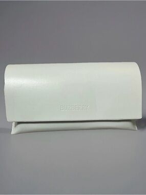 Burberry Eyeglasses/Sunglasses Case White Leather Soft Shell Large